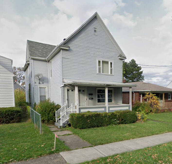 2470 La Salle Ave
